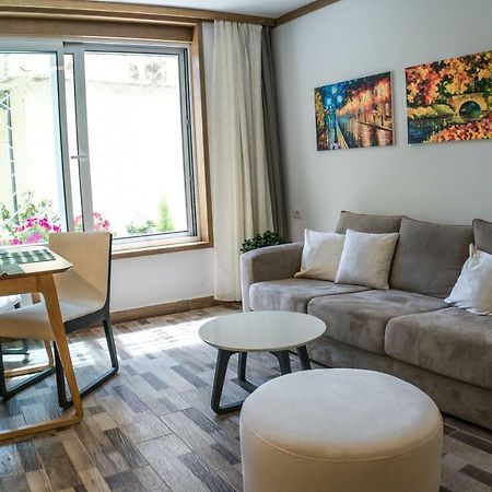 Venere Tirana Suite Deluxe Luaran gambar