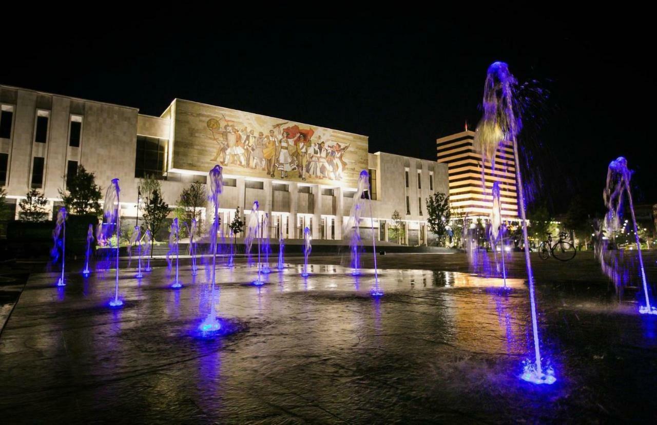 Venere Tirana Suite Deluxe Luaran gambar